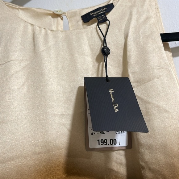 Massimo Dutti LONG SATINY TIE-DYE DRESS GOLDEN
Golden‎ / Ref. 6620/840 - Picture 9 of 12